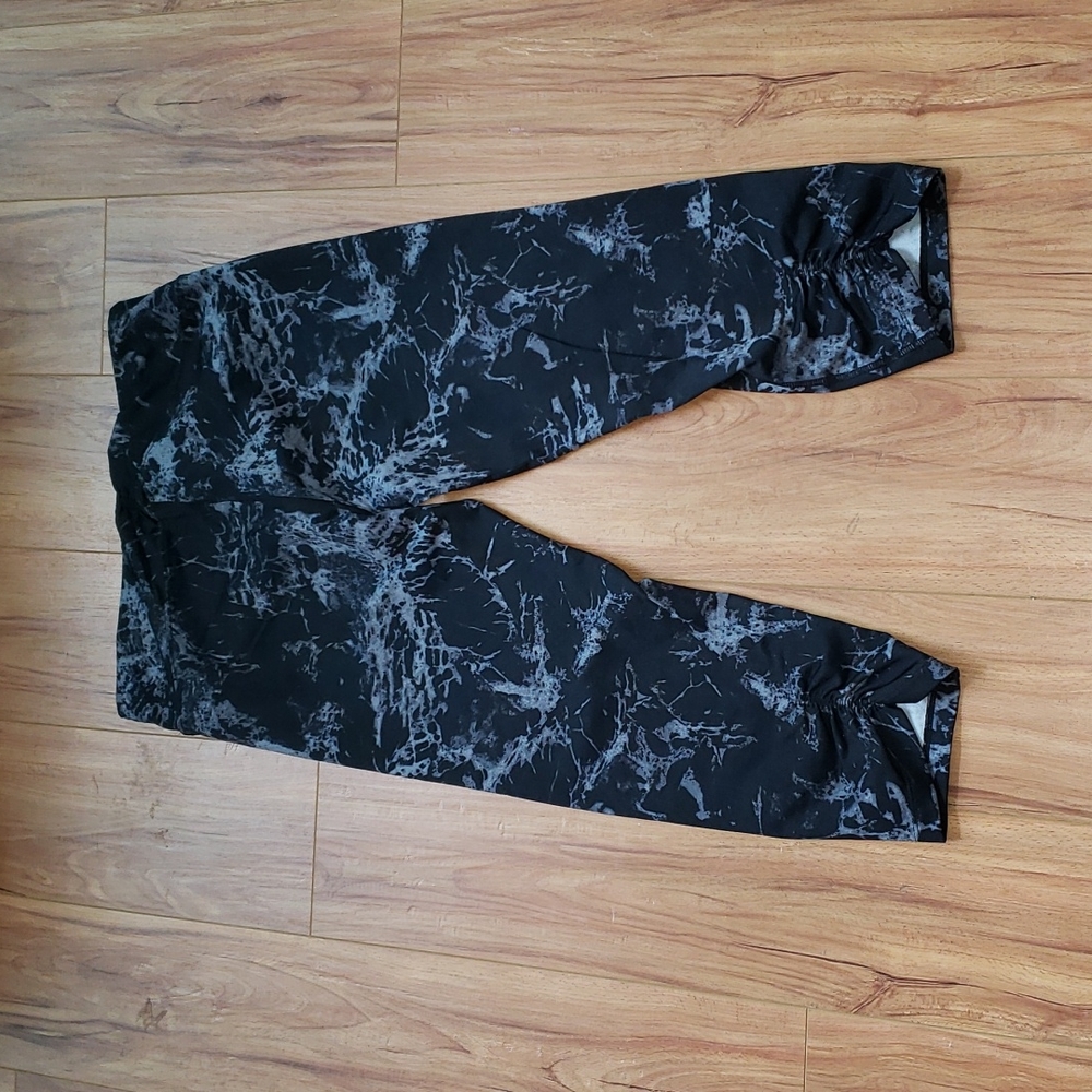 Calvin Klein Performance yoga pants - Picture 3 of 7